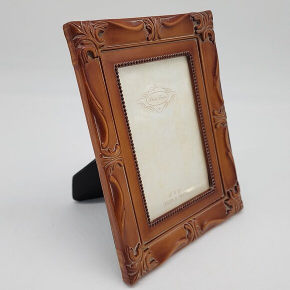 Vintage Inspired Ornate Brown Resin Photo Frame With Embossed Faux Wood Leather - Picture 6 of 11